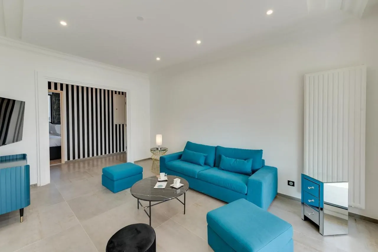 Swan Lake - Appartement design face au Lac d'Annecy  Annecy